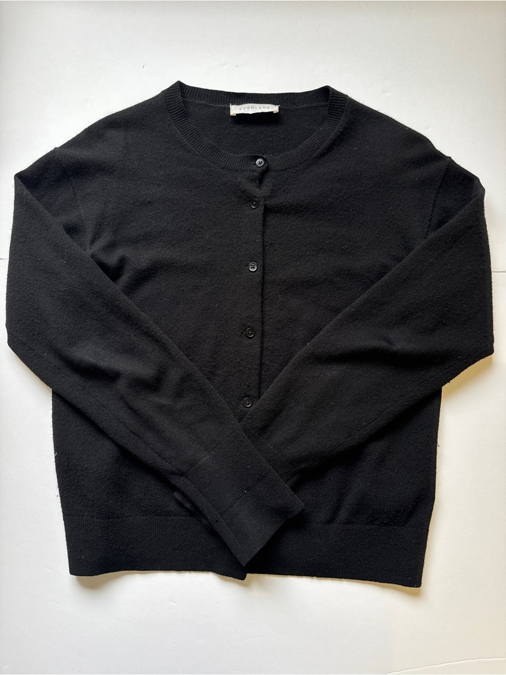 Everlane The Classic Cardigan in Cashmere Black Button Front Long Sleeve Sz L - Picture 9 of 10